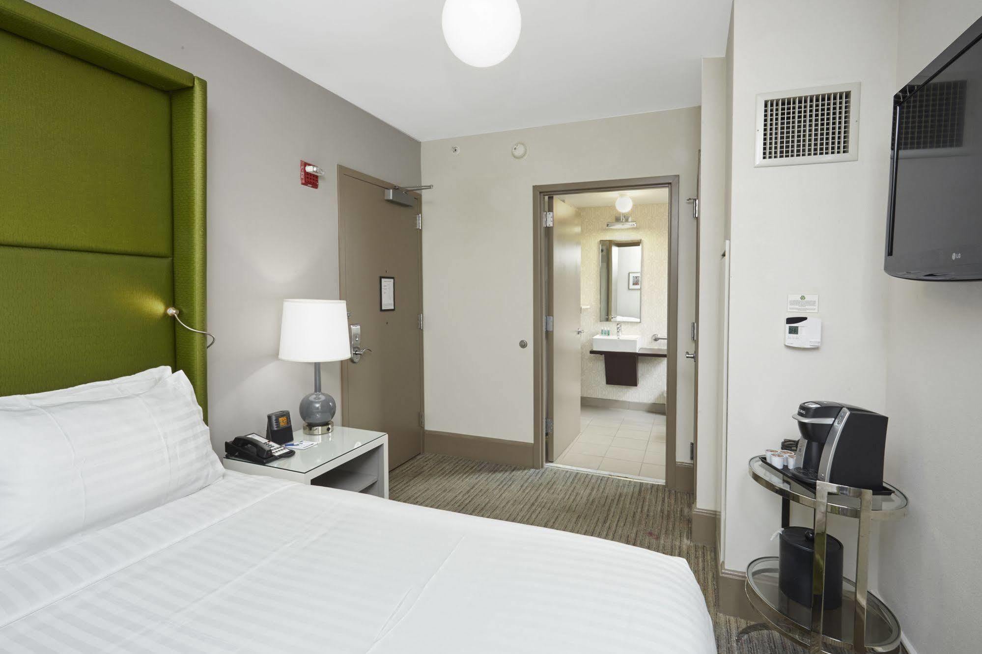 Holiday Inn Express Chicago - Magnificent Mile By Ihg Exteriér fotografie