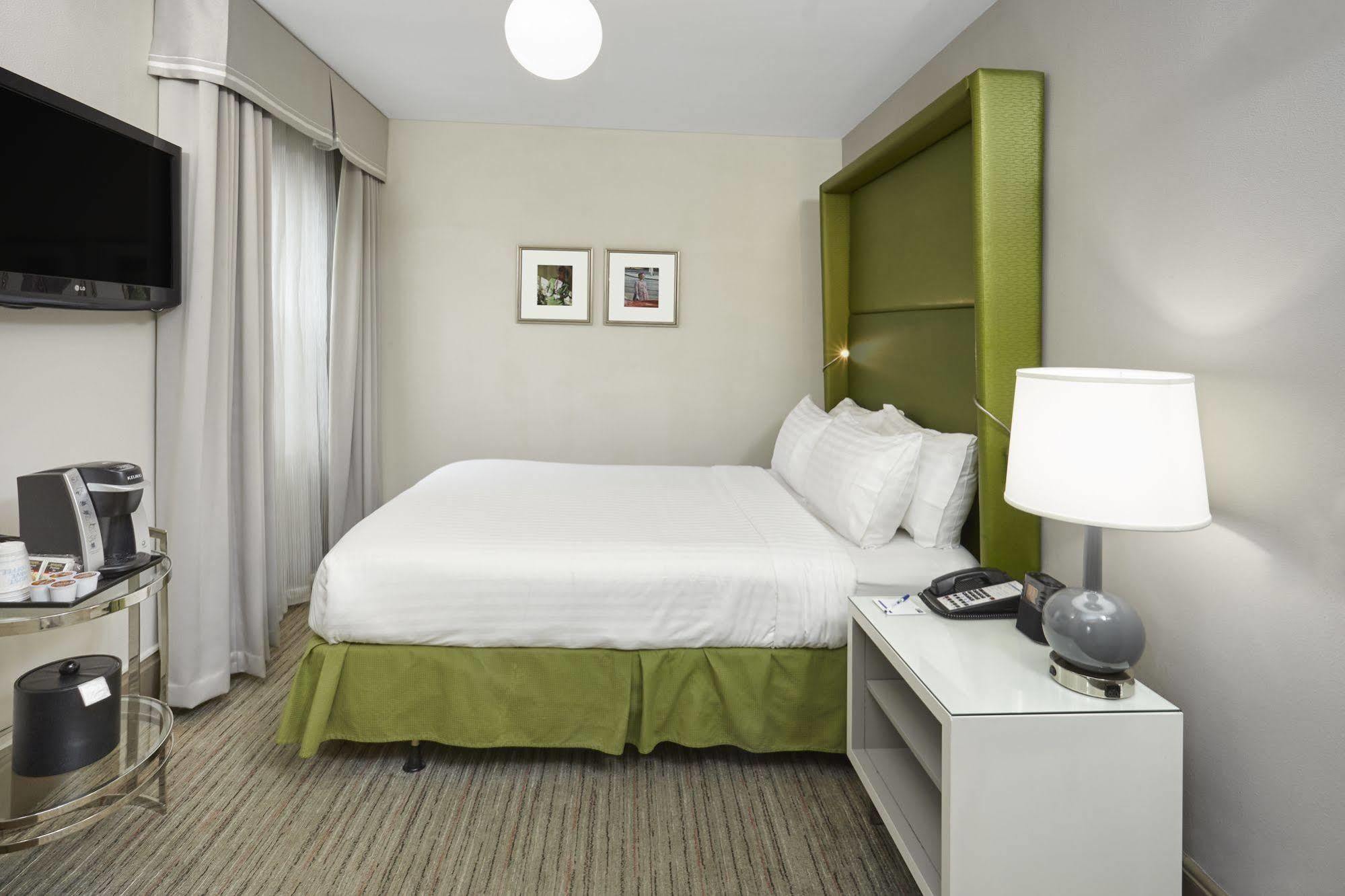 Holiday Inn Express Chicago - Magnificent Mile By Ihg Exteriér fotografie