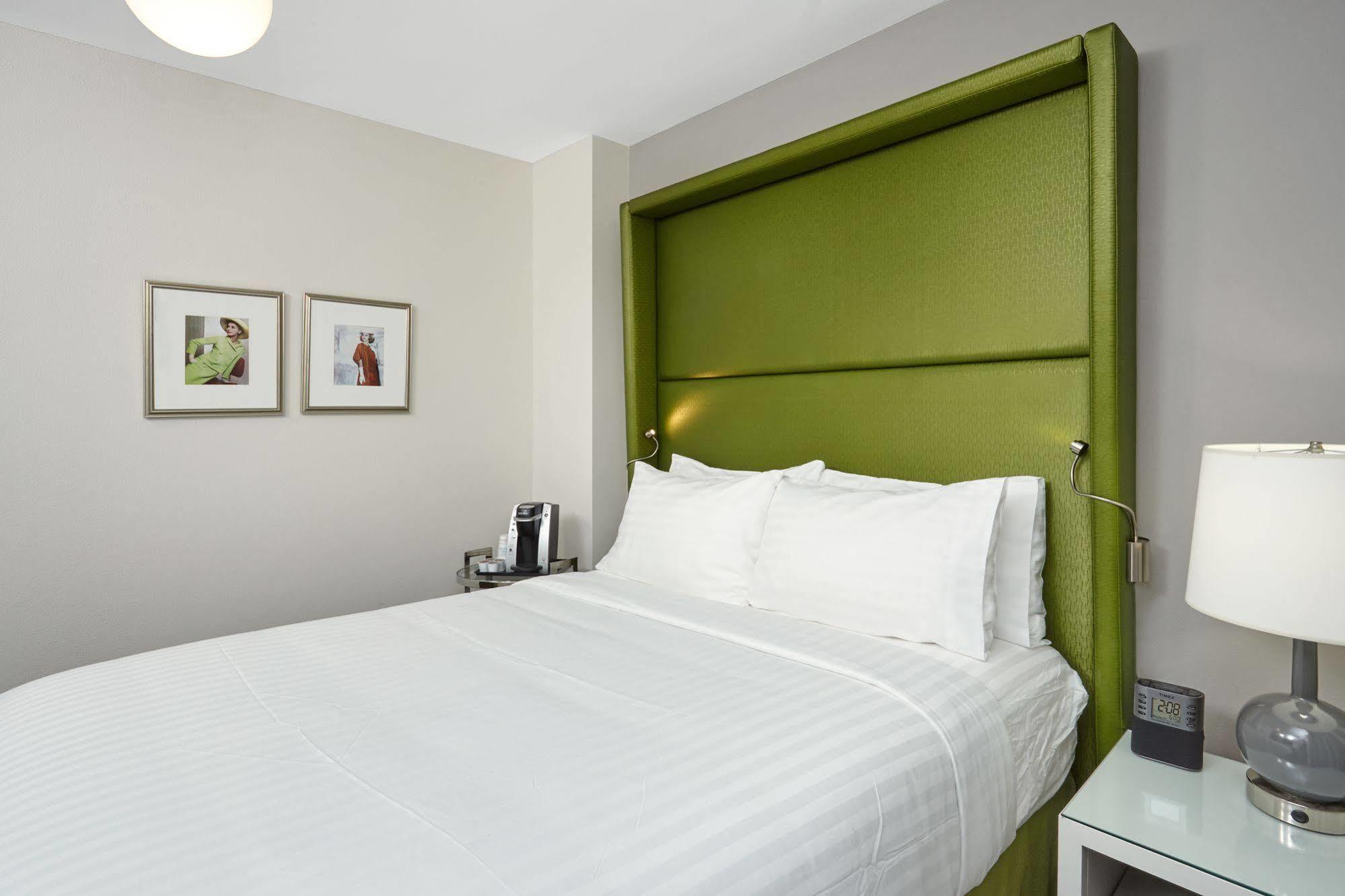 Holiday Inn Express Chicago - Magnificent Mile By Ihg Exteriér fotografie