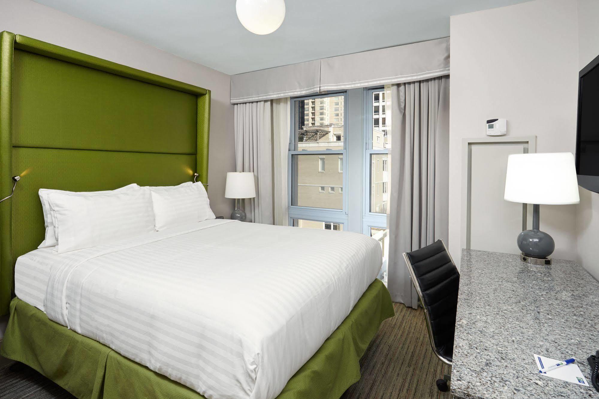 Holiday Inn Express Chicago - Magnificent Mile By Ihg Exteriér fotografie