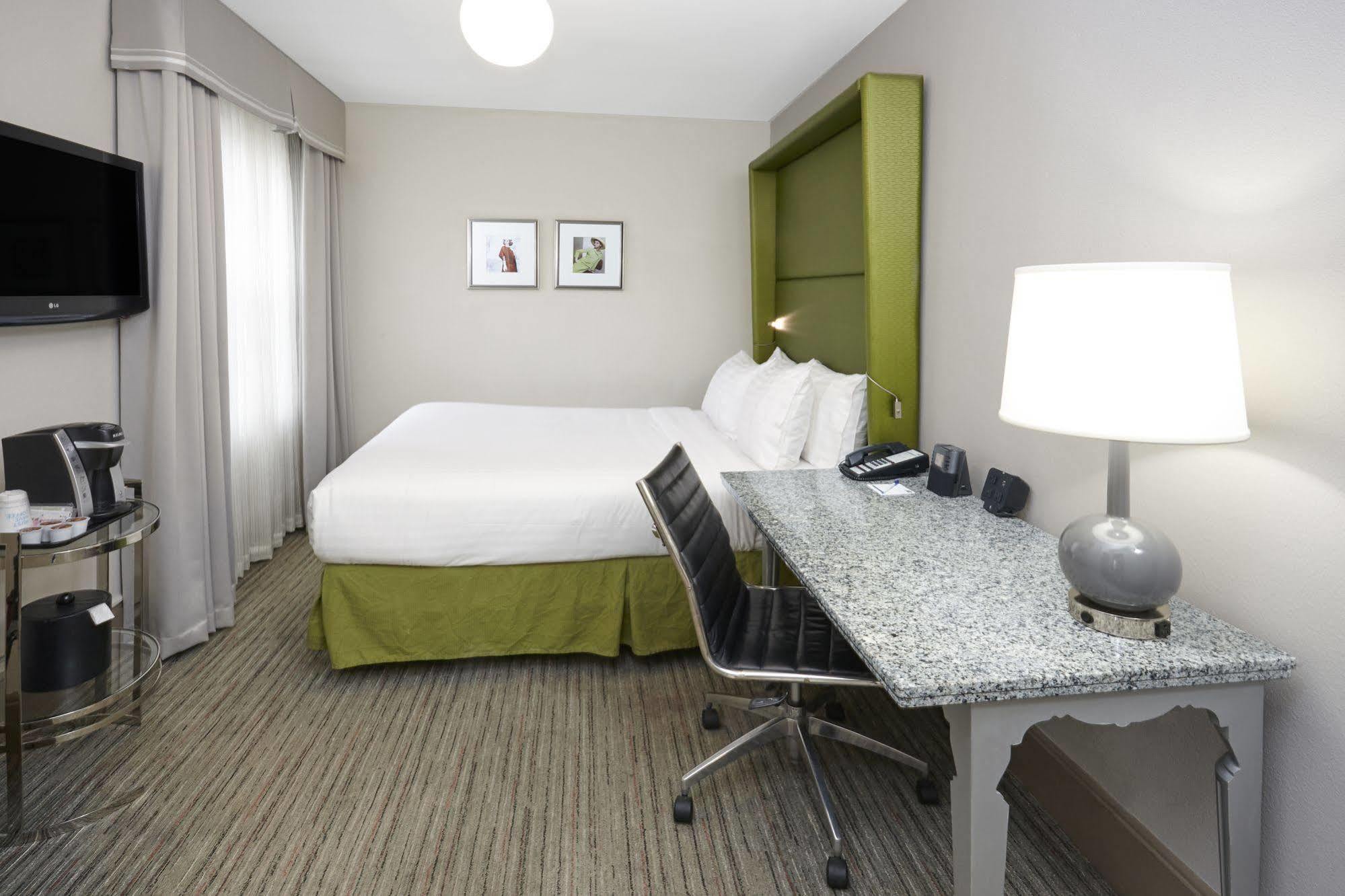 Holiday Inn Express Chicago - Magnificent Mile By Ihg Exteriér fotografie