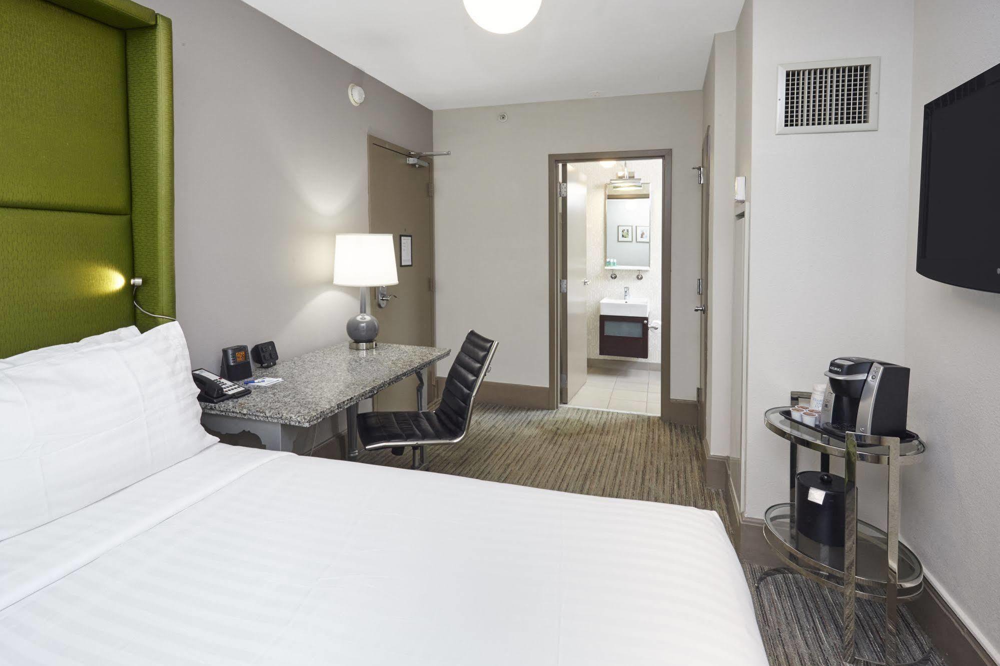 Holiday Inn Express Chicago - Magnificent Mile By Ihg Exteriér fotografie